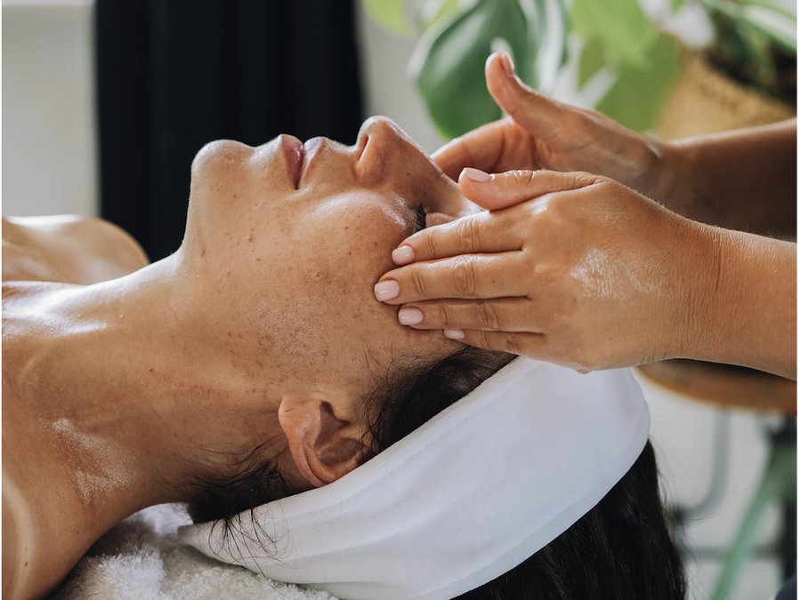 Sculpt and Lift treatment